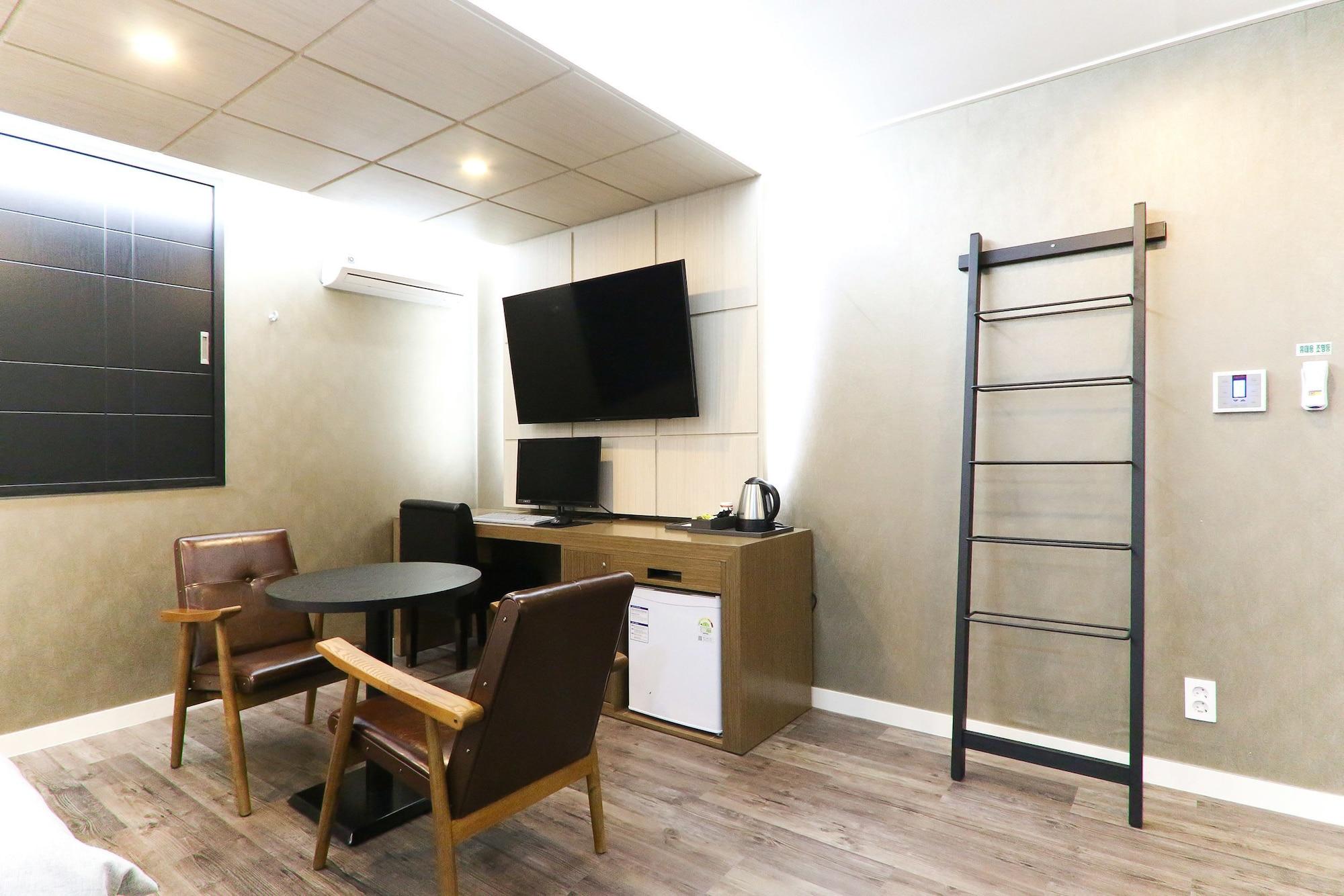 Louis Hotel Puszan Kültér fotó