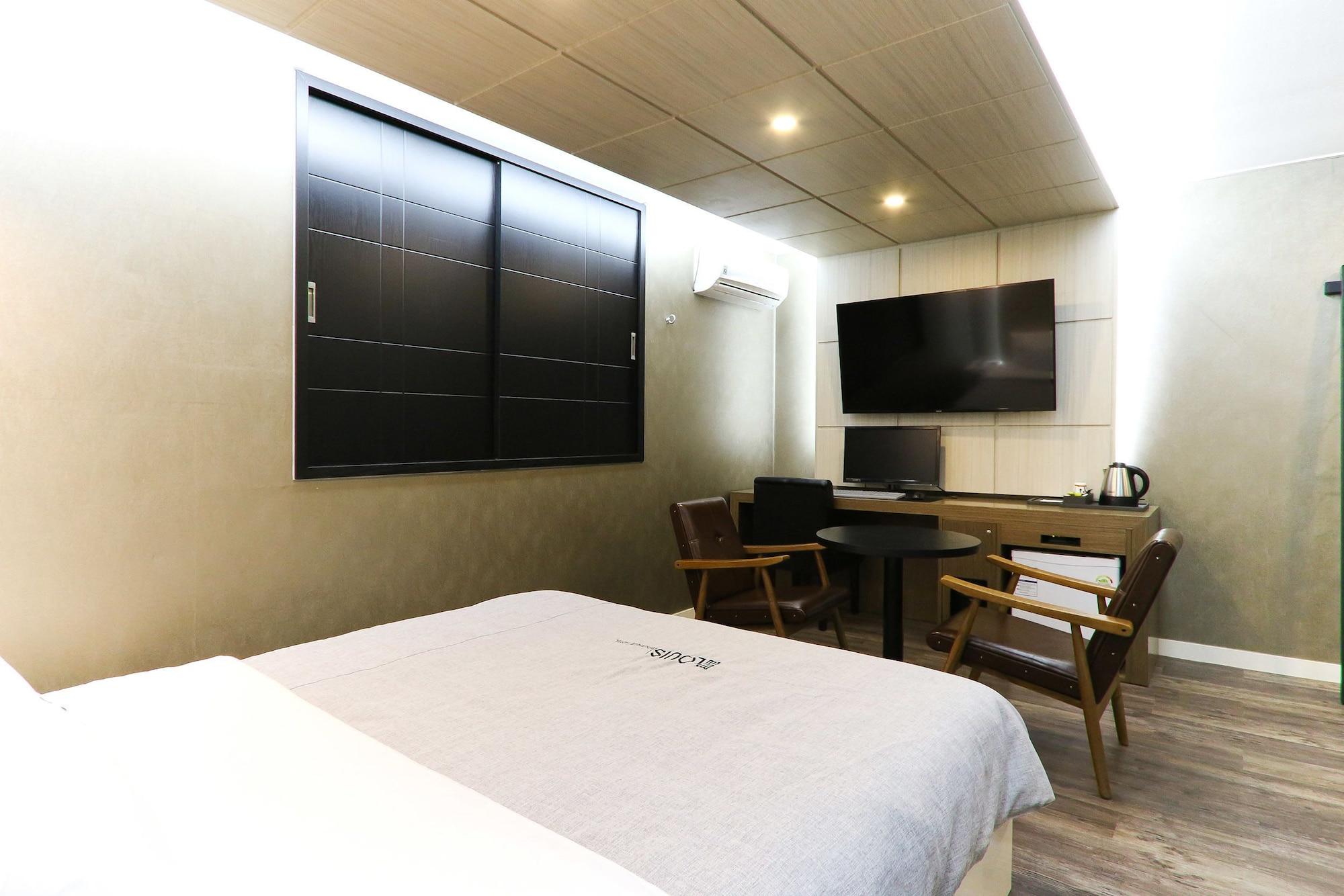 Louis Hotel Puszan Kültér fotó