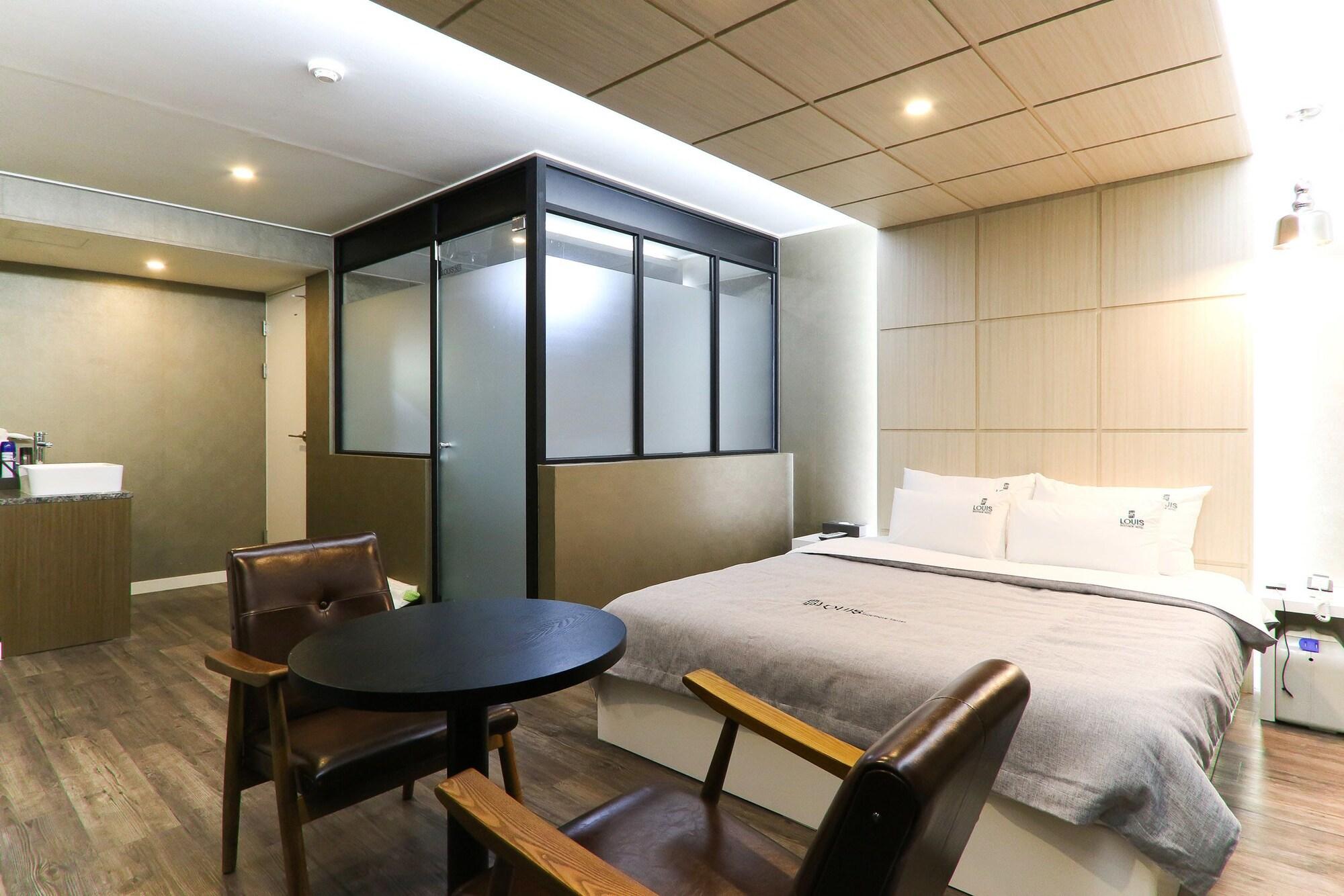 Louis Hotel Puszan Kültér fotó